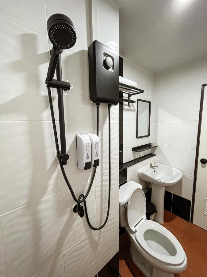 Hotel Kefir Phuket Kamala Exteriér fotografie
